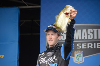 B1CCF51B-9984-4698-B572-51C7316B8BE8