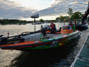 B2186FEE-7B68-4D38-AEEE-ED165A6A7098