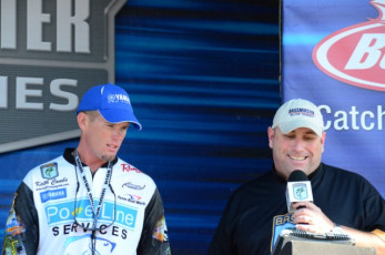 B2B0EAD6-6809-4444-8D08-331F6B7295DE