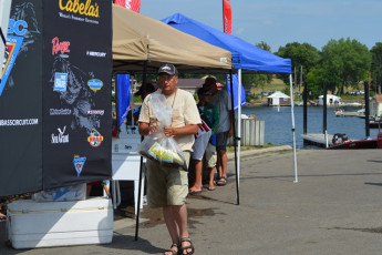 B51FB003-E1FD-4520-B6B0-0FEE24E75534