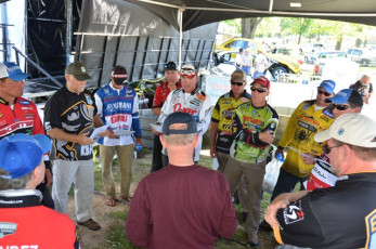 B52F54DE-FA8A-4177-A795-E0CDF87D49F3