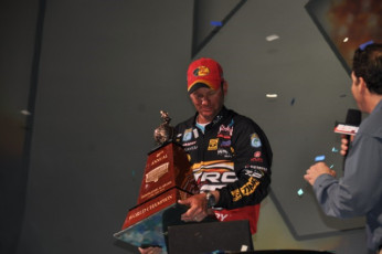 B53CE18B-8743-4619-B0C9-59979983AA67