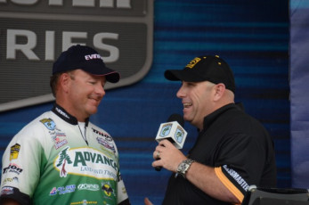 B5FDECCE-74DF-436C-86C1-E13DA589A479