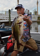 B6399F34-B7BE-4076-AEE3-02B80A648CED