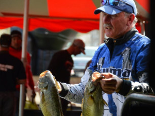 B63B0370-4111-4112-A5BB-2450956ABFE2