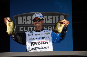 B7D2D787-53BF-444E-B0C3-8CECE3EB0599