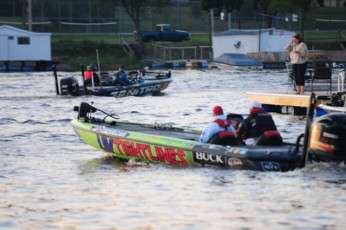 B80AAB1A-D176-4457-A157-C3F3D270FDFF