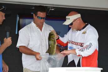 B83D3BFA-8E14-4C76-975F-20E3BDB82C1A