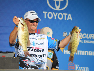 B8C70CBD-B436-490E-AD43-C15B74FE777D