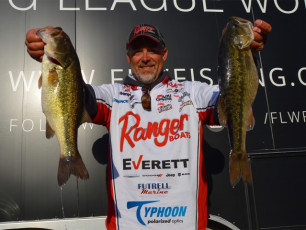 B8DC05B4-3C0D-4715-8C8E-42274F3F3AB0