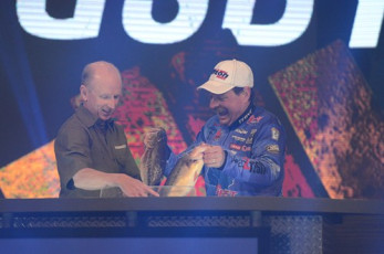 B932A334-F846-474B-A2AA-E96598F9CDB1