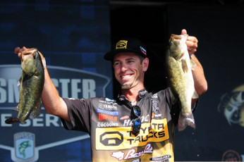 B9994903-AA49-4EE0-88C5-D0957FE37B9E