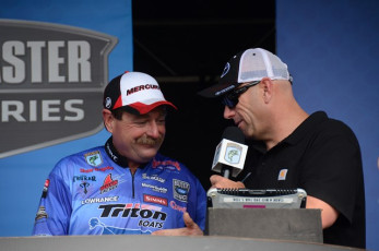 BA980B4B-D48D-4564-A67C-B7E5413FBE41