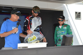 BABE5D83-34E8-4740-8570-6D7C917031D9