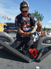 BB97B3A2-5846-42FF-95DE-F094DA6D16C7