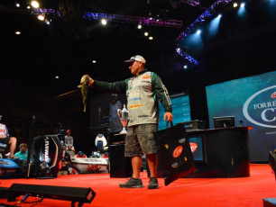 BC12EF54-C53D-4F59-9EB9-93E8AE80BEF7