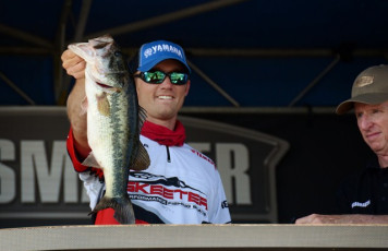 BC351EEF-6A68-493A-B417-AFA9C0CACD6F