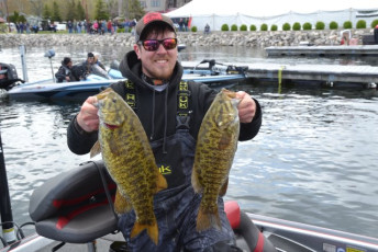 BC67BFED-179C-4E9B-A3E9-8B89BCE2D497