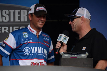 BD67647D-2C17-4E2F-AFB6-02DF28A34F67