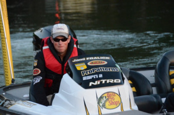 BE563CB0-B93C-4CE6-9469-A39504391F53