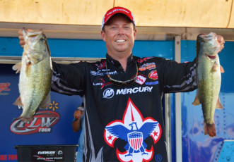 BE727242-001F-4690-A12A-0370D519E339