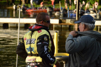 BEBC820A-21C7-494E-9D04-242FE7E6FED3