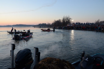 BEDABB5F-092F-4710-8A79-7E312E4B4954