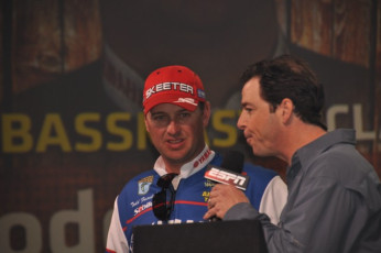 BFBB0E03-C843-4F1C-901A-6AC2EA8382B0