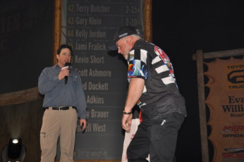 C0360546-5917-41FE-B73B-BD9B4245322A