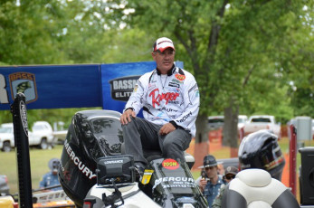 C0AEB3E1-B915-4DA1-B4F8-4CD0E8FDCD68