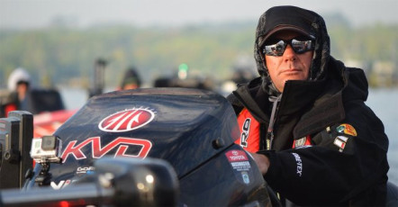 C135829C-9270-44FE-BDBD-07D6AB5E5E03