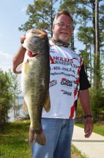 C33C86DF-78AC-49B4-8ED1-BCE4BF672223