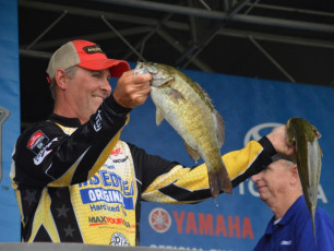 C42BCB25-53F5-41C1-BFEB-4650F45AA493