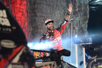 C46E7861-A2A9-4BE2-9F64-ED49A1AD6F0E