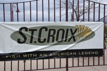 C473E297-3594-4D8A-BAF9-28C24945F66B