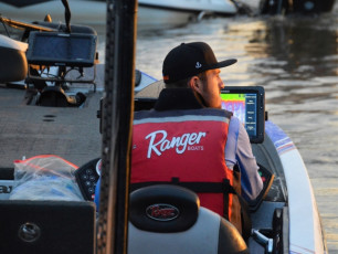 C52382CD-59D0-44E9-B41E-ED3A608C8EA4