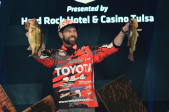 C5C7215D-6FD5-4F24-8C82-073FE07CAD92