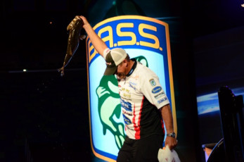 C5F38B5B-C141-45CC-ACDF-C7ED00BEFDF1