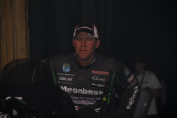 C6445EC0-AA55-44F6-99B6-20486140C50D