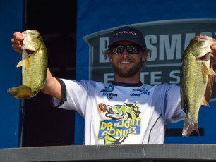 C6759AAB-5EBF-4D52-A40E-BAFDCE0FD079