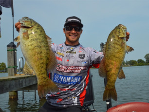 C78B7A77-0B2D-4F5B-B9F5-1CB1041E8C2D