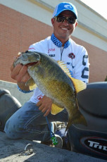 C8B78D5E-7E2C-4561-AB0F-5A9B715956D3