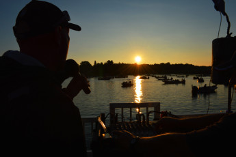 C963F9E7-B7FA-4DD7-AAC5-D35B75B2D677