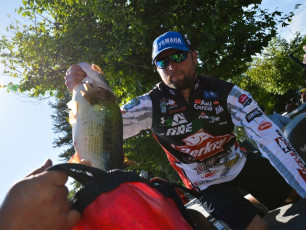 C979040F-6A05-472C-83CF-B2FA031FE347