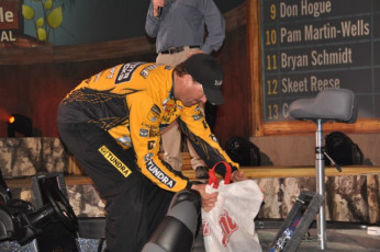 CA4E517E-44C1-4542-B650-EAA0E1A5B350