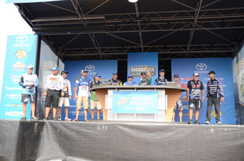 CAF4FD74-90C7-4294-8AE8-E4376BAA6CF2