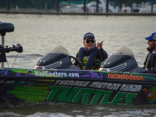 CB8D8283-F94E-4B51-80CD-3BDCE937C45F