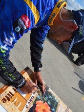 CB94EF44-D254-4896-8704-801ABD492C19