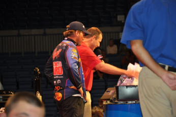 CC59D24F-A8F7-45F6-BE4C-56A69187AADB