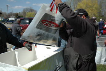 CC844852-414A-4A94-A6A9-DDFDCDA43BDF